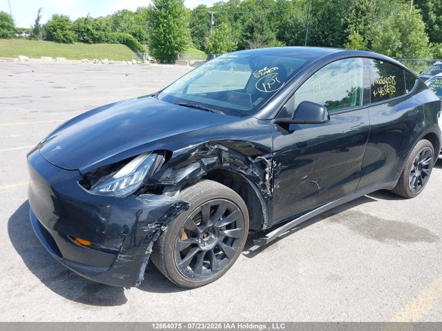 12664075 :رقم المزاد ، 7SAYGDEE2NF465630 vin ، 2022 Tesla Model Y مزاد بيع