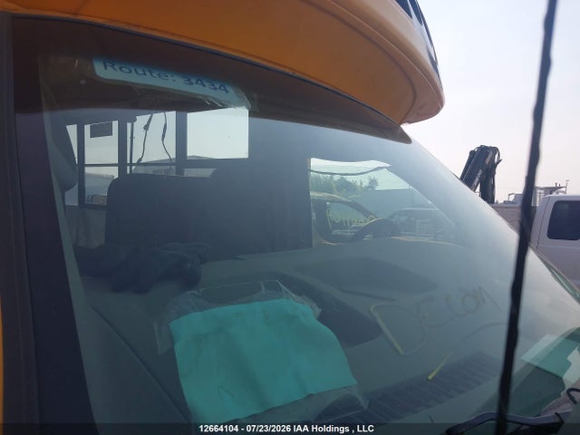 12664104 :رقم المزاد ، 1GD373BG2C1105119 vin ، 2012 Gmc Savana Cutaway G3500 مزاد بيع