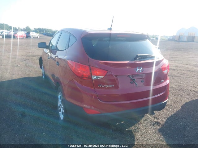 KM8JTCAF1FU115610 Hyundai TUCSON GLS