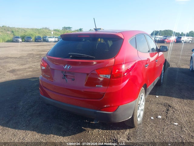 KM8JTCAF1FU115610 Hyundai TUCSON GLS
