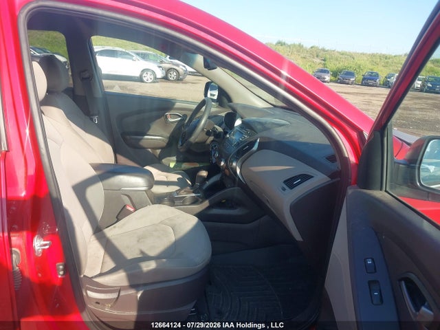 KM8JTCAF1FU115610 Hyundai TUCSON GLS