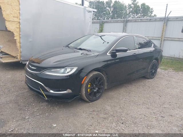 Chrysler 200 2015 1C3CCCAB6FN624410 Image 2