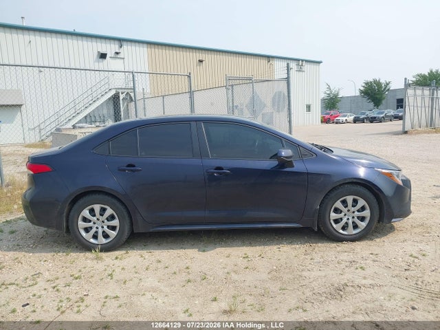 Toyota COROLLA LE 2022 5YFBPMBE8NP347349 Image 13