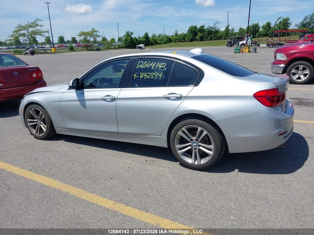 2017 Bmw 320i Xdrive მანქანა იყიდება აუქციონზე, vin: WBA8E5G5XHNU42394, აუქციონის ნომერი: 12664143