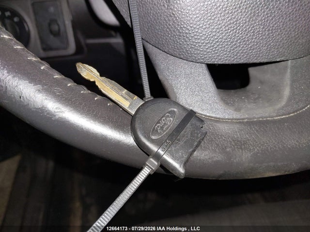 12664173 :رقم المزاد ، 1FAHP37N19W154170 vin ، 2009 Ford Focus Sel مزاد بيع