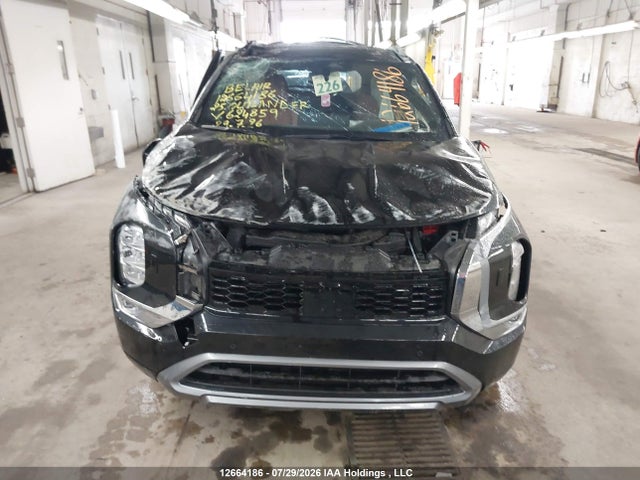 Mitsubishi Outlander 2025 JA4J4WA84SZ624859 Image 12