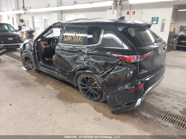 Mitsubishi Outlander 2025 JA4J4WA84SZ624859 Image 3