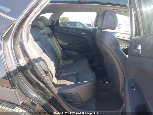 KM8J33A47JU609333 Hyundai Tucson Limited/sport And Eco/se