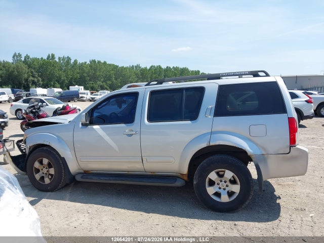 12664201 :رقم المزاد ، 5N1AR18W47C630620 vin ، 2007 Nissan Pathfinder Le/se/xe مزاد بيع