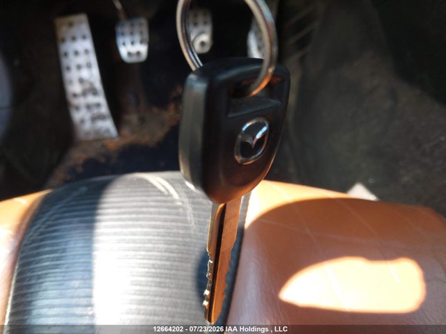 2004 Mazda Rx-8 Gs/gt მანქანა იყიდება აუქციონზე, vin: JM1FE173140101944, აუქციონის ნომერი: 12664202