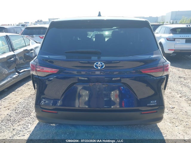 5TDGRKEC3MS006851 Toyota Sienna Xle 8-passenger