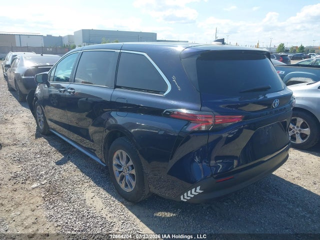 5TDGRKEC3MS006851 Toyota Sienna Xle 8-passenger