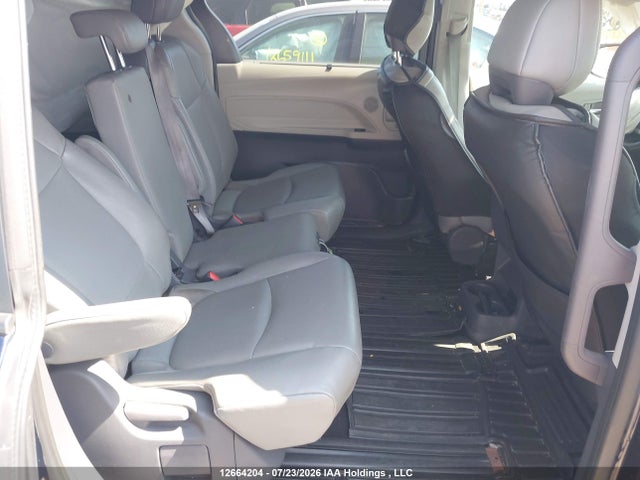 5TDGRKEC3MS006851 Toyota Sienna Xle 8-passenger