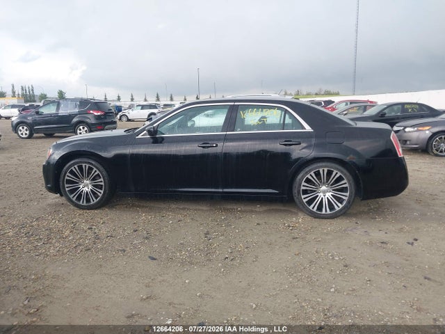 2013 Chrysler 300 S მანქანა იყიდება აუქციონზე, vin: 2C3CCABG6DH668914, აუქციონის ნომერი: 12664206