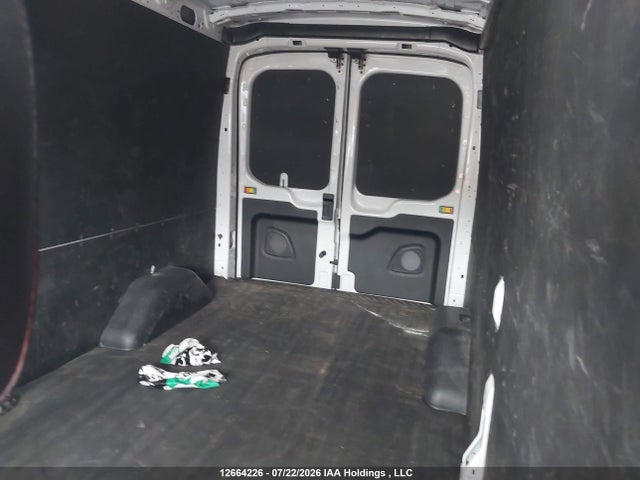 Ford Transit T-250 2024 1FTBR2C81RKA74315 Image 8