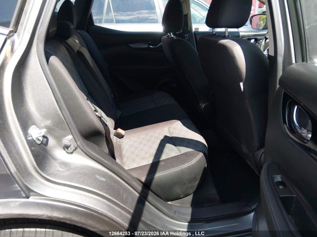 Nissan Sv 2018 JN1BJ1CR3JW209014 Image 8