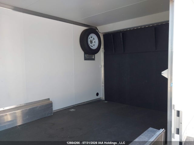 2022 Hauler Car Hauler მანქანა იყიდება აუქციონზე, vin: 5WFBC2420NW124032, აუქციონის ნომერი: 12664266