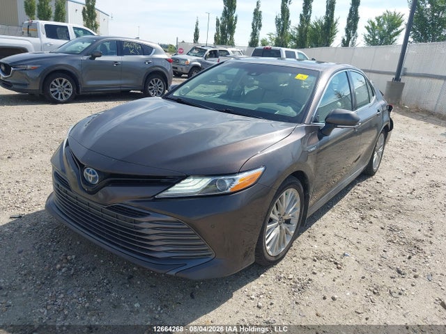 Продаж на аукціоні авто 2018 Toyota Camry Hybrid/le/xle/se, vin: 4T1B21HK3JU502411, номер лоту: 12664268