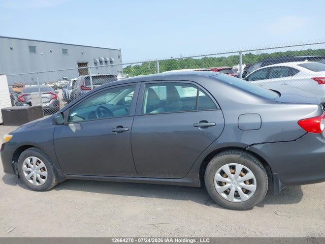 12664270 :رقم المزاد ، 2T1BU4EE1BC619062 vin ، 2011 Toyota Corolla مزاد بيع