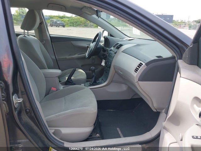 12664270 :رقم المزاد ، 2T1BU4EE1BC619062 vin ، 2011 Toyota Corolla مزاد بيع