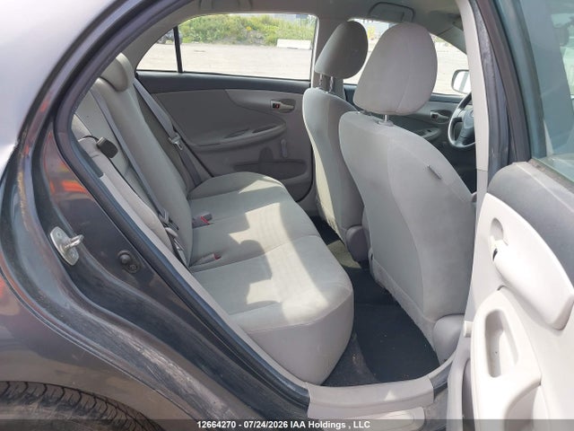 12664270 :رقم المزاد ، 2T1BU4EE1BC619062 vin ، 2011 Toyota Corolla مزاد بيع