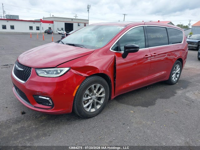 Chrysler Pacifica Limited 2026 2C4RC1GG1TR236643 Image 2
