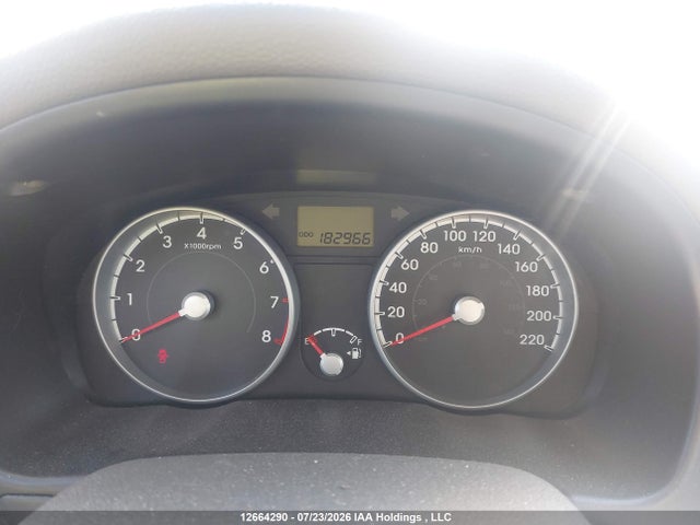 2010 Hyundai Accent Gls მანქანა იყიდება აუქციონზე, vin: KMHCN4BCXAU491129, აუქციონის ნომერი: 12664290