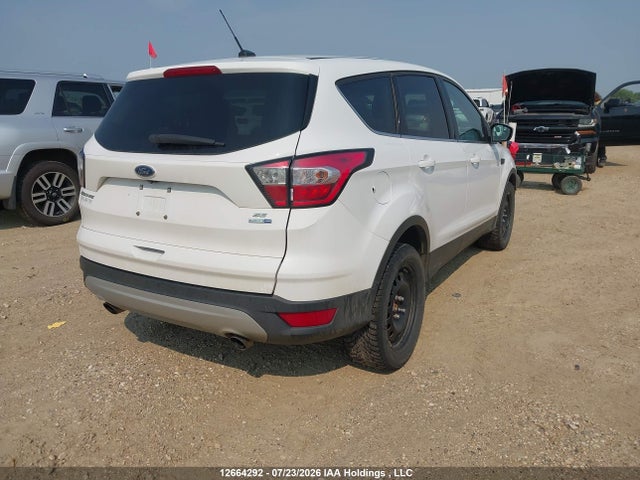 2017 Ford Escape Se მანქანა იყიდება აუქციონზე, vin: 1FMCU9GD2HUD70137, აუქციონის ნომერი: 12664292