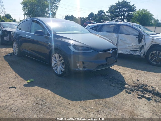 Продажа на аукционе авто 2017 Tesla Model X 100d/75d/90d, vin: 5YJXCDE27HF039317, номер лота: 12664312