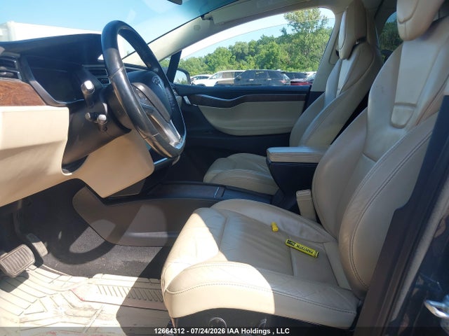 Продаж на аукціоні авто 2017 Tesla Model X 100d/75d/90d, vin: 5YJXCDE27HF039317, номер лоту: 12664312