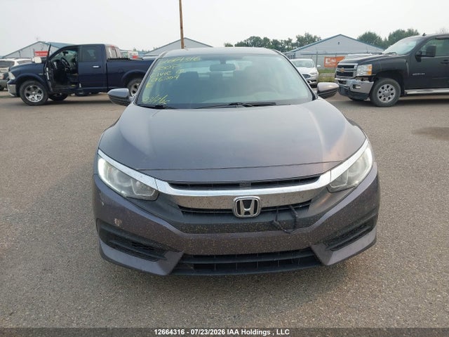 Продаж на аукціоні авто 2018 Honda Civic Lx, vin: 2HGFC2F58JH016204, номер лоту: 12664316