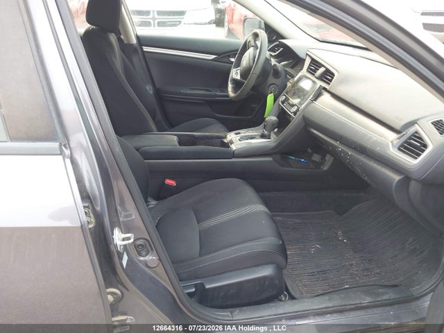 Продаж на аукціоні авто 2018 Honda Civic Lx, vin: 2HGFC2F58JH016204, номер лоту: 12664316