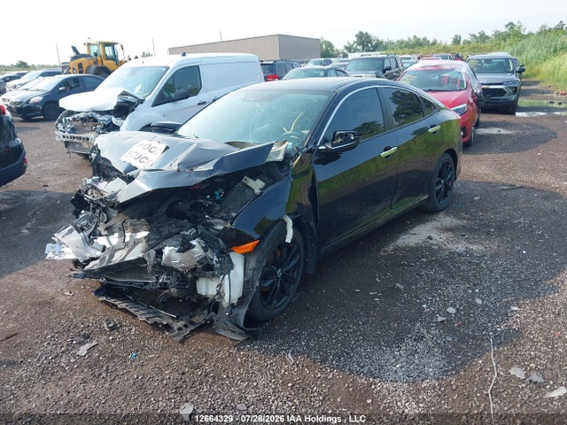 Продажа на аукционе авто 2018 Honda Civic Touring, vin: 2HGFC1F91JH107568, номер лота: 12664329