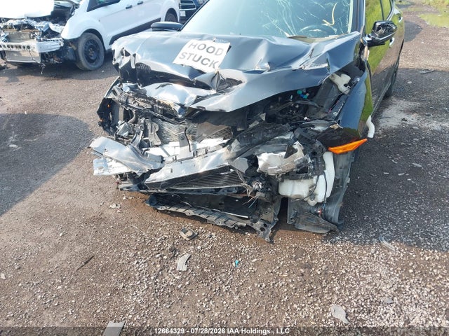 Продажа на аукционе авто 2018 Honda Civic Touring, vin: 2HGFC1F91JH107568, номер лота: 12664329