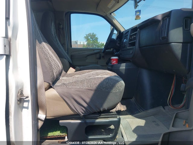 12664335 :رقم المزاد ، 1GCZGFDA3A1158014 vin ، 2010 Chevrolet Express 2500 Work Van مزاد بيع
