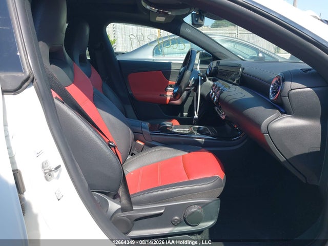 W1K5J4HBXPN375395 Mercedes-Benz CLA