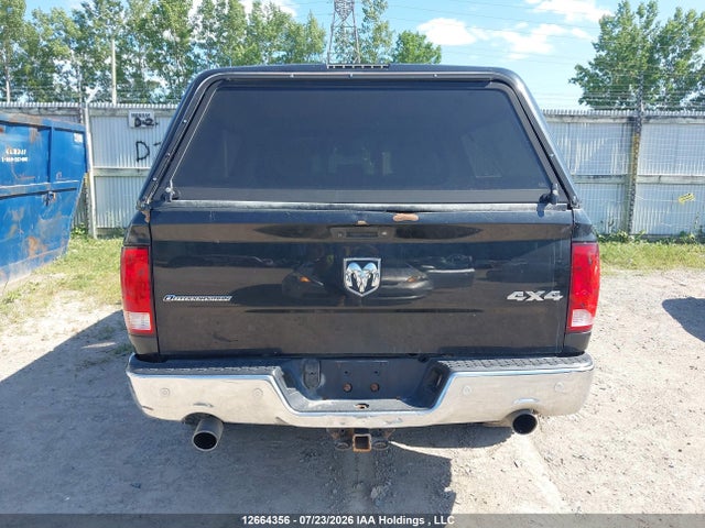 1C6RR7GM9JS226095 RAM 1500 Slt
