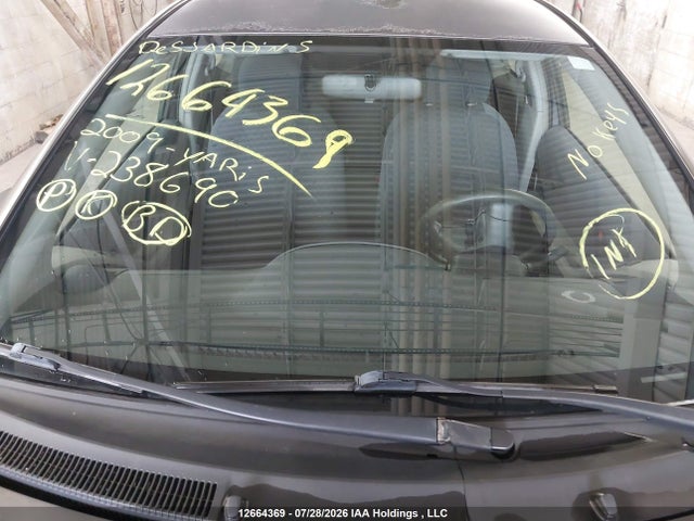 Aukcja sprzedaży 2009 Toyota Yaris, vin: JTDJT923195238690, numer aukcji: 12664369