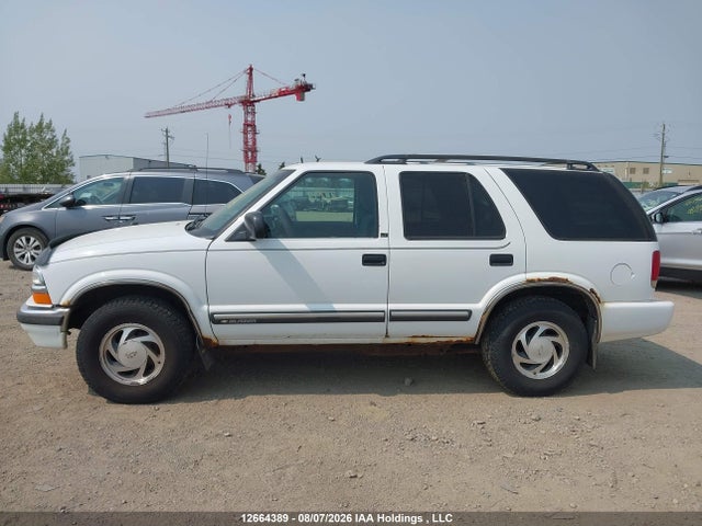 Продаж на аукціоні авто 2000 Chevrolet Blazer Lt/trailblazer/trailblazer W/onstar, vin: 1GNDT13W2Y2190275, номер лоту: 12664389