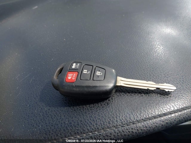Aukcja sprzedaży 2015 Toyota Corolla L/le/le Pls/prm/s/s Pls, vin: 2T1BURHE3FC231815, numer aukcji: 12664415