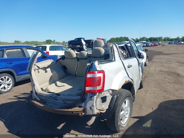 12664423 :رقم المزاد ، 1FMCU03Z28KB32121 vin ، 2008 Ford Escape Xlt مزاد بيع