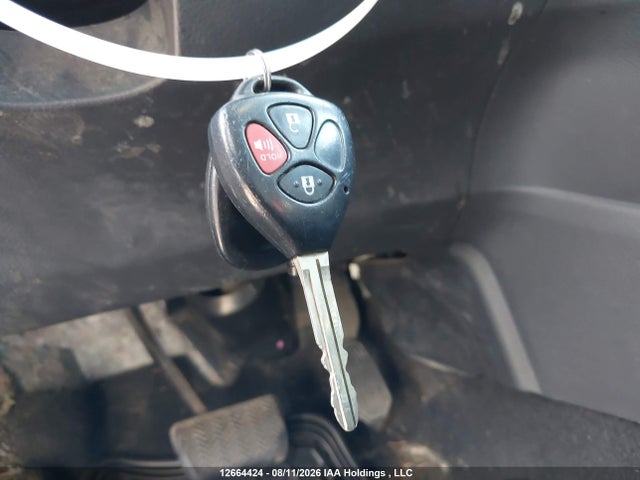 2T1KU4EE2EC133266 Toyota Matrix S
