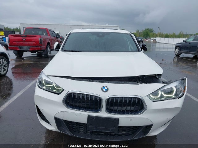 BMW X2 2022 WBXYJ1C01N5U31056 Image 13