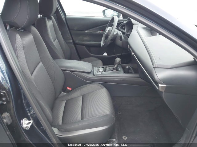 2025 Mazda Cx-30 მანქანა იყიდება აუქციონზე, vin: 3MVDMBBM2SM756994, აუქციონის ნომერი: 12664429
