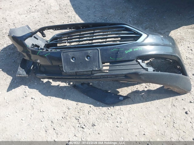 3FA6P0H76JR105480 Ford FUSION SE