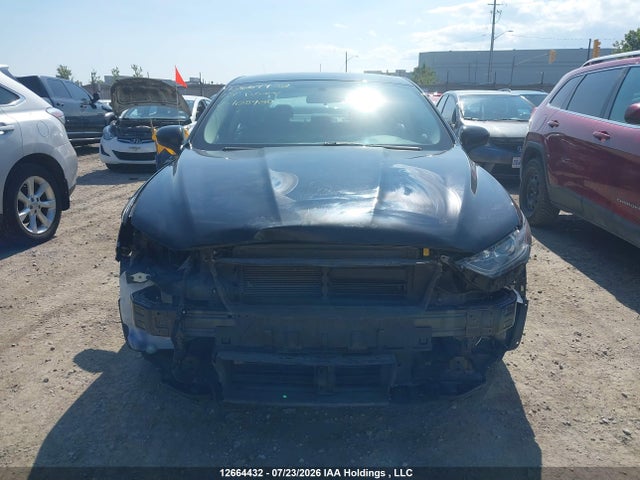 3FA6P0H76JR105480 Ford FUSION SE