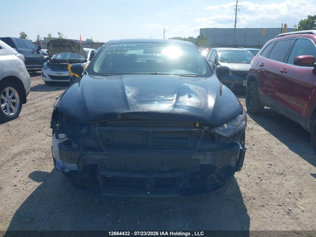 3FA6P0H76JR105480 Ford FUSION SE