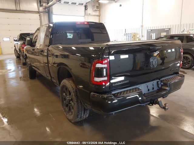 RAM 3500 Laramie 2024 3C63R3ML2RG326245 Image 3