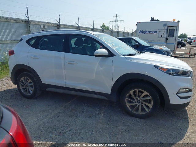 12664444 :رقم المزاد ، KM8J33A49JU716979 vin ، 2018 Hyundai Tucson Limited/sport And Eco/se مزاد بيع