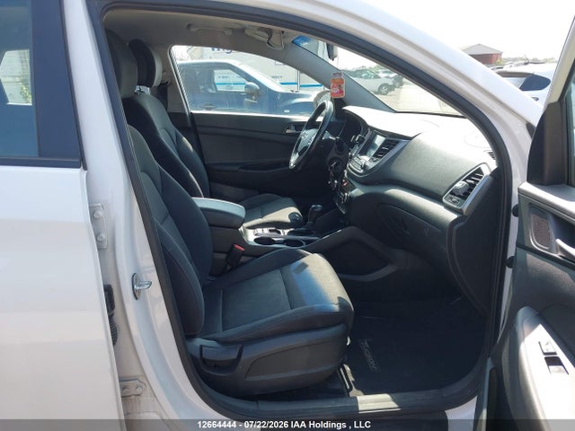12664444 :رقم المزاد ، KM8J33A49JU716979 vin ، 2018 Hyundai Tucson Limited/sport And Eco/se مزاد بيع